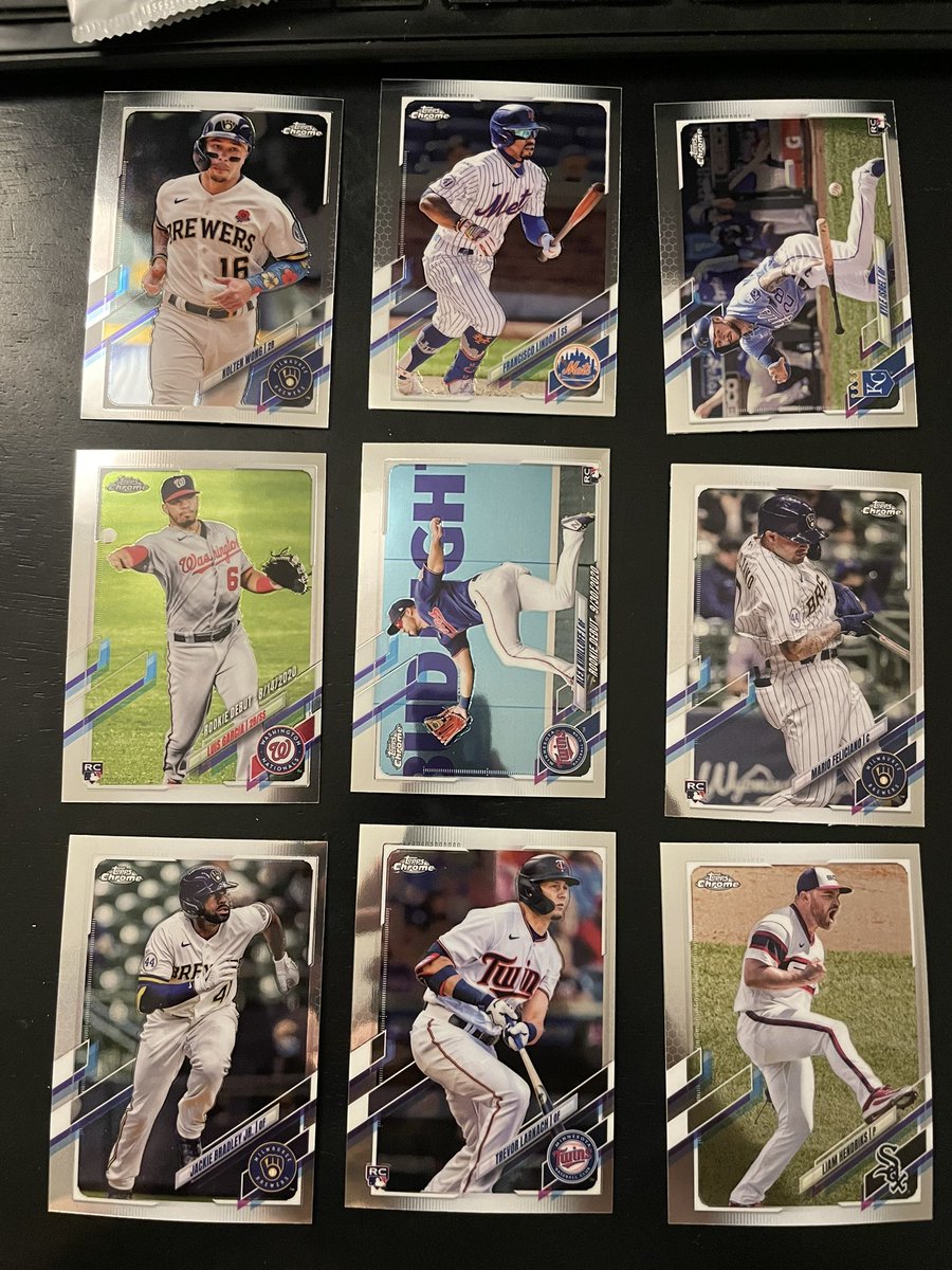 WatchTheBreaks's tweet photo. This was a fun-run in my Topps Chrome Update Mega Box rip! #ToTheLeftToTheLeft https://t.co/S4gPVIBF6X