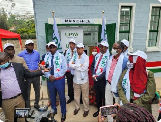 Amina_Aliubax's tweet photo. You would hear our politicians shouting at the top of their voices condemning their rivals in #KenyaKwanza, #AzimioMovement and #UPYAMOVEMENT but can't condemn the killing of their people by Shabaab (IEDS) in Mandera and Wajir.They're only after our votes. 
Gladys Wanga HNIB IEBC https://t.co/MJvXBqVdPo