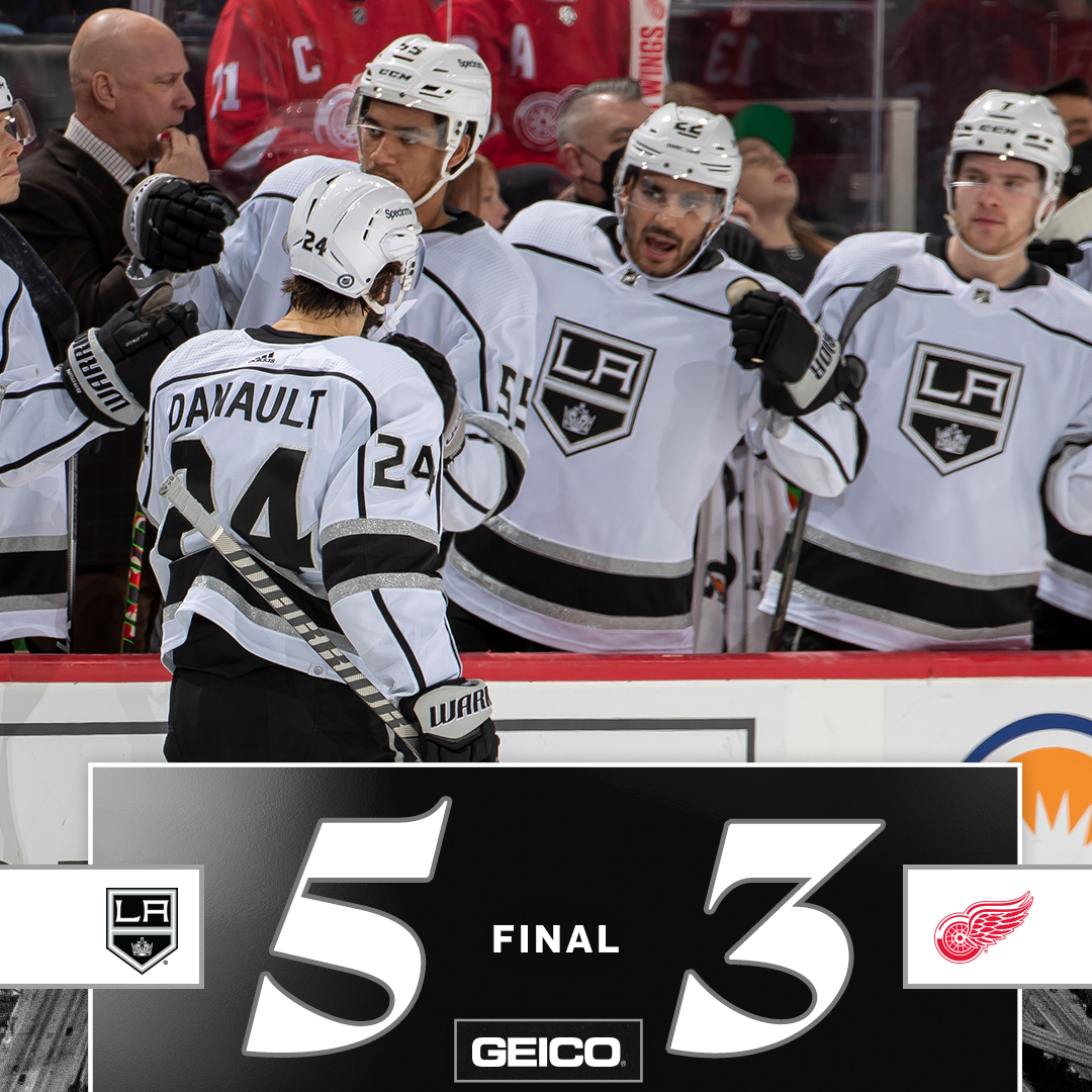 LAKings tweet picture