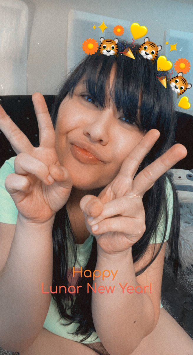 Pandagrlxxx's tweet photo. Hi babe *huggles* kissy you 😘I’m so horny tonight 😇 https://t.co/yiCE75ZMm0
