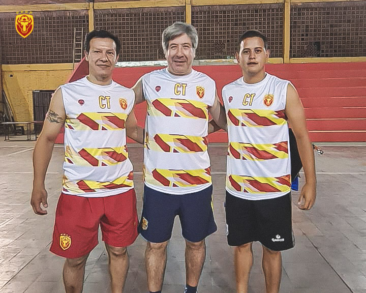 FFFF_Futsal's tweet photo. ¡Y ahora un poema! 😍

Ya lucimos con nuestra nuevas indumentarias training. ��

Agradecemos a la empresa ADMAV Deportes por volver a vestirnos en este 2022. 🔝 https://t.co/ddermAIkyv