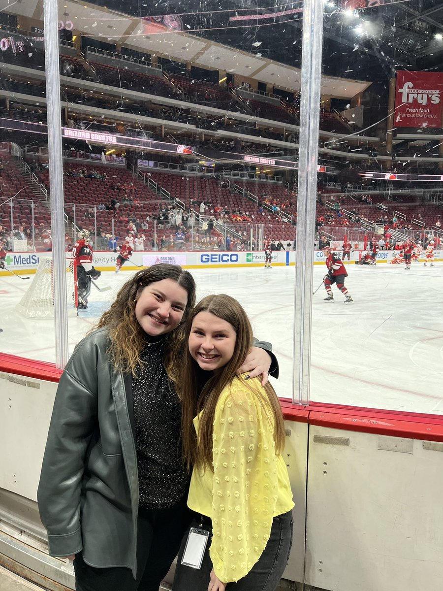 smnugent's tweet photo. Wouldn’t want to spend #NGWSD any other way. 🤗 #CronkiteCoyotes https://t.co/wRzmIFnV1m