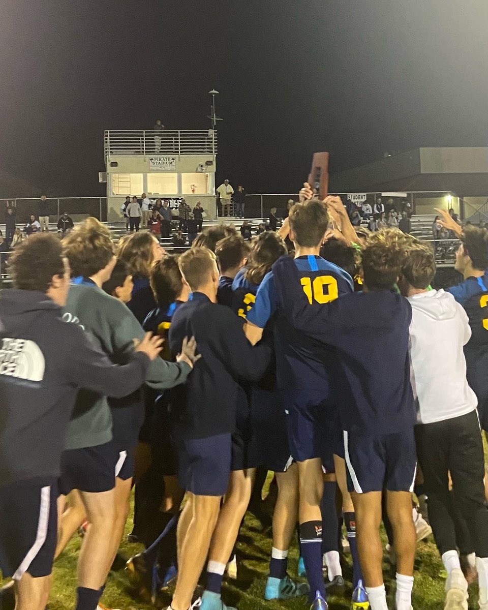 District Champs! Boys soccer with a decisive 5-0 victory over St. Ed’s tonight to take home the hardware. Great job Knights! #PineAthletics #PineSchool #PinePride