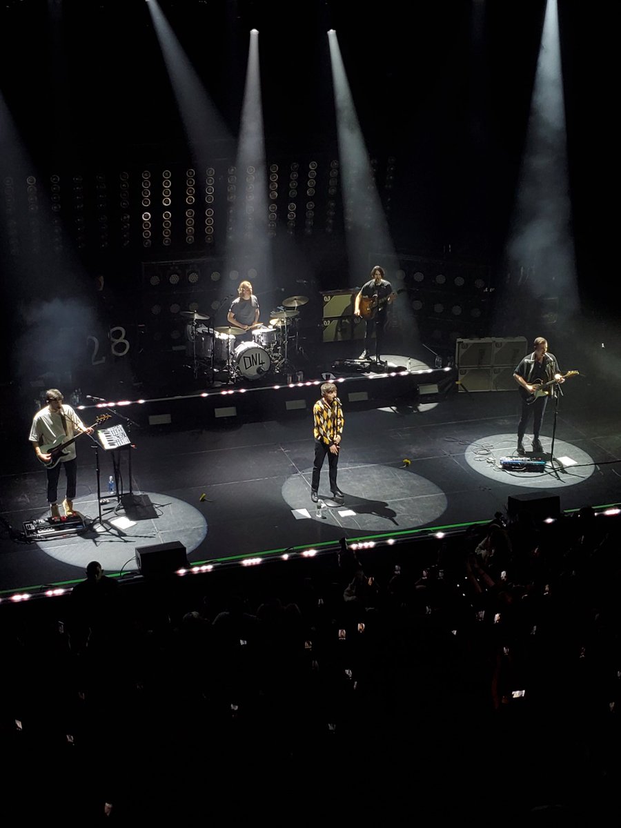 TrueTexan3's tweet photo. We love you @Louis_Tomlinson !!
#LTWTAustin https://t.co/daPIKLwDsC