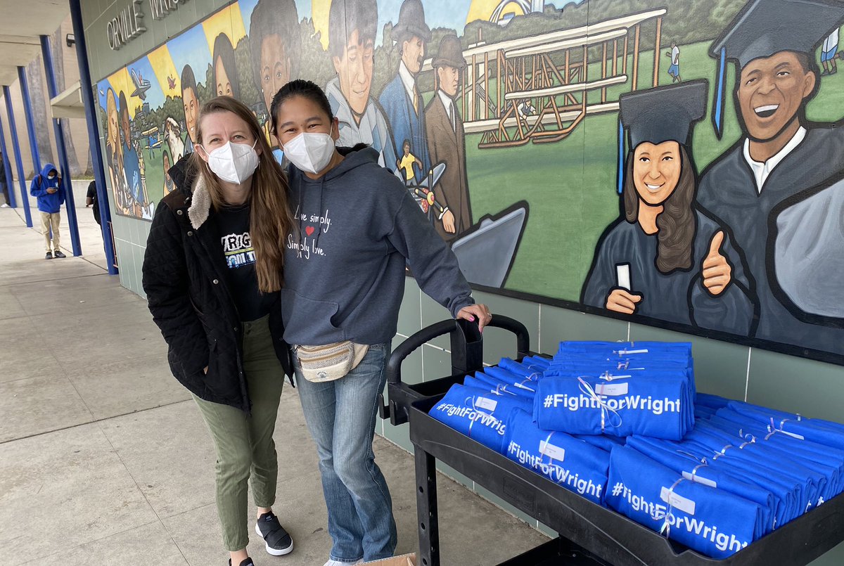 savewrightms's tweet photo. Wright’s incredible and dedicated staff in their #FightForWright shirts! Thank you @kennyfraz and Wright PTO for the T-shirts. #fightforwright #savewright @savewrightms @MiamiSup https://t.co/5luBhJjjIt