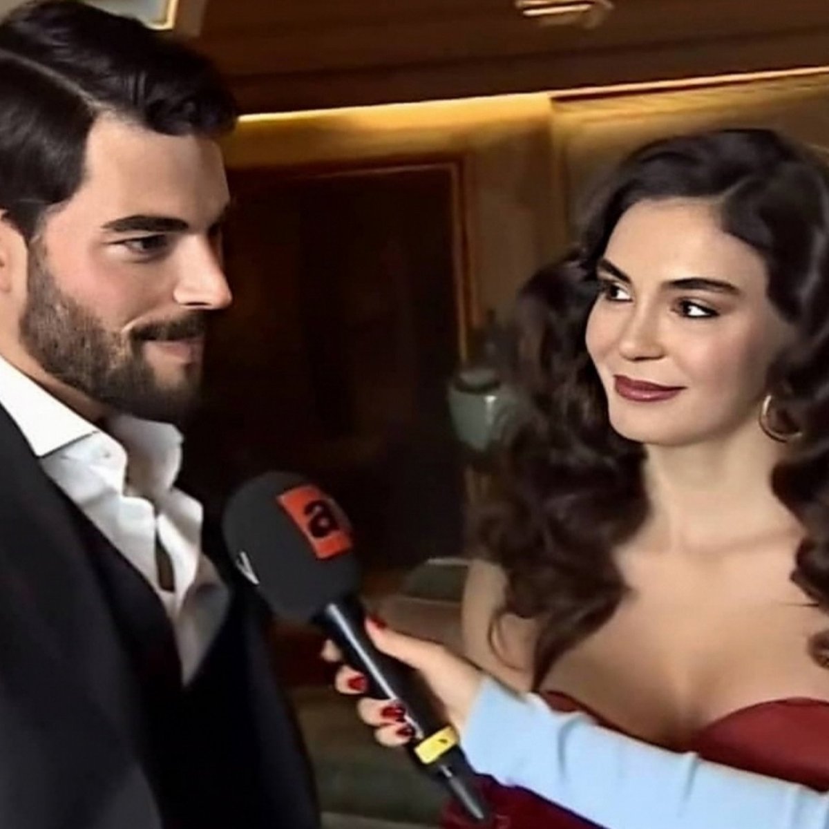 konnie_FS's tweet photo. Por parejas como tú,es que uno se engancha de las Dizis,amor por siempre y para siempre,REYMIR SUPERIOR ✨😍🥺
#HercaiGranFinal https://t.co/hgg857cPOD