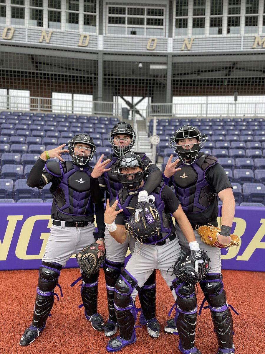 Big passion of mine working w/Catchers. You HAVE GOT to be strong up the middle and it starts with a good defensive catcher. Our guys work hard and I’m proud of that. Happy #NationalCatchersDay #DaWgStrong