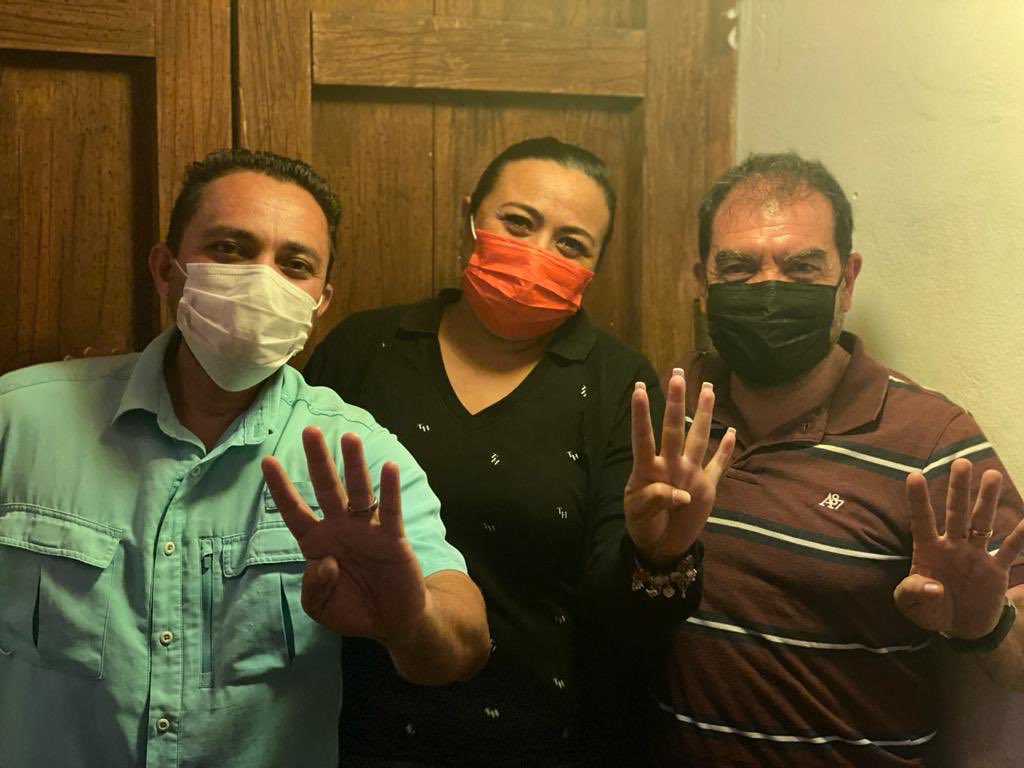 Un gusto coincidir en la hermosa Isla Mujeres con nuestros regidores <a href="/chatobacelisg/">Chato Bacelis</a> y Bella Mar Garrido. La lucha por la #4taTransformacion sigue y llegará a todos los rincones de Quintana Roo <a href="/mario_delgado/">Mario Delgado</a> <a href="/lopezobrador_/">Andrés Manuel</a>