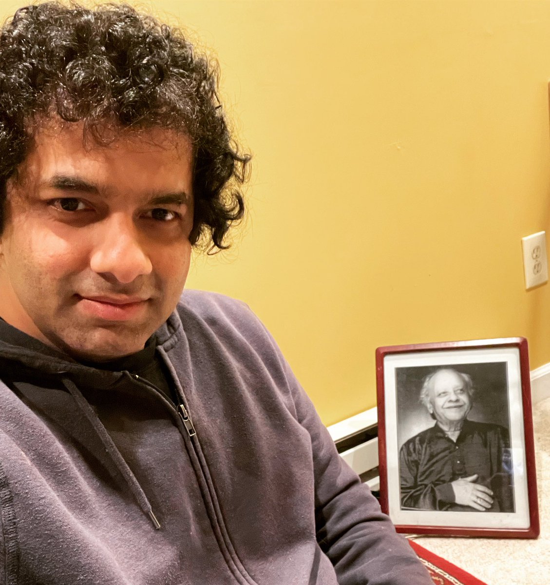 Today is ‘Barsi’ of our beloved ‘Abbaji’ Not a single day goes by without thinking about you Abbaji. I miss being with you in the class every evening and at your house when Taleem use to happen. The golden days of life. Sashtang Pranaam to your divine soul and music. 🙏🙏🙏