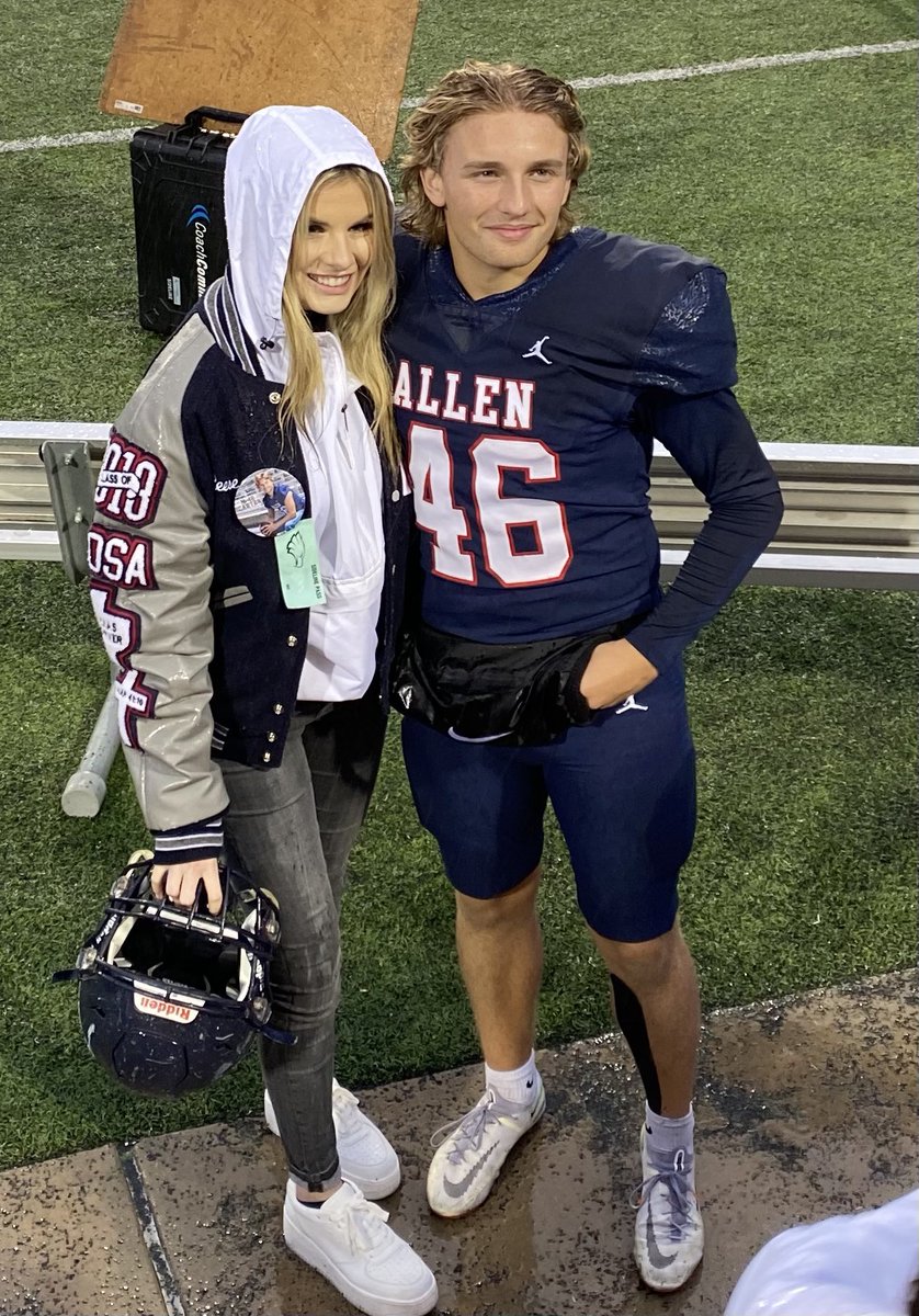 colalucg's tweet photo. So proud of you Carter!  Can’t wait to see the next step in your journey!  Thanks to all the Coaches that supported you along the way! @coachchadmorris @KICKNATION @KennyWheaton @Coach_Stotts @CoachTWeber @dbranscom @allenwilddawgz https://t.co/kPPp9JwBHV