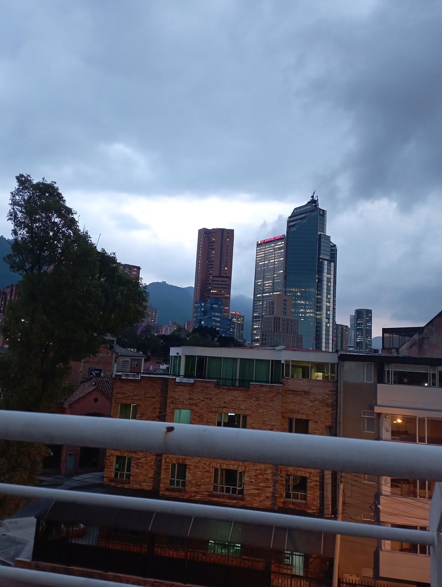 indig_o_'s tweet photo. Estoy viviendo un sueño con los ojos abiertos🦥 https://t.co/P4OHoQR2A4