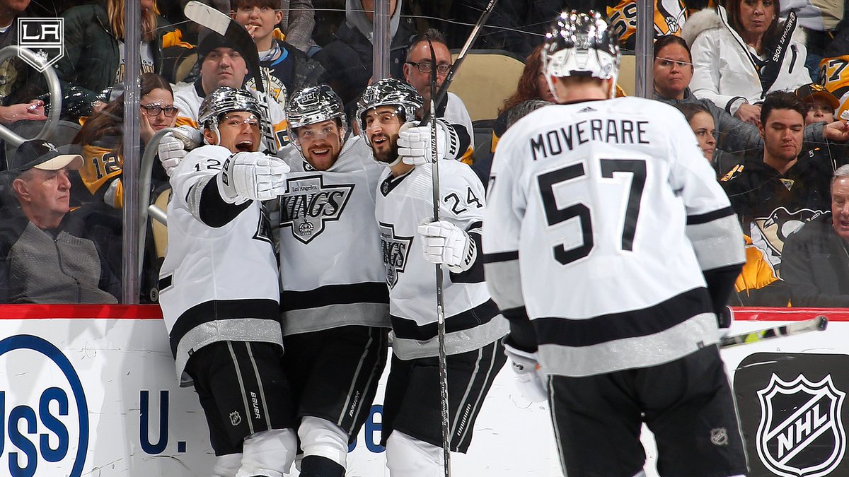 LAKings's tweet image. The LA Kings just had the best 6-game road trip in franchise history! 

#10Points #GoKingsGo