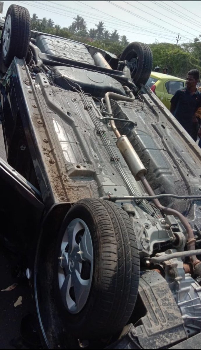 premsadeesh's tweet photo. Tata sir your vehicle' saved our life,it's rebirth to us ,but still vehicle not yet received sc threatened us to take car, paying emi stil sir ,I wrote mail to you but no response from anyone ,pls help me out sir #Tatamotors #rntata https://t.co/uSFLWSmobA