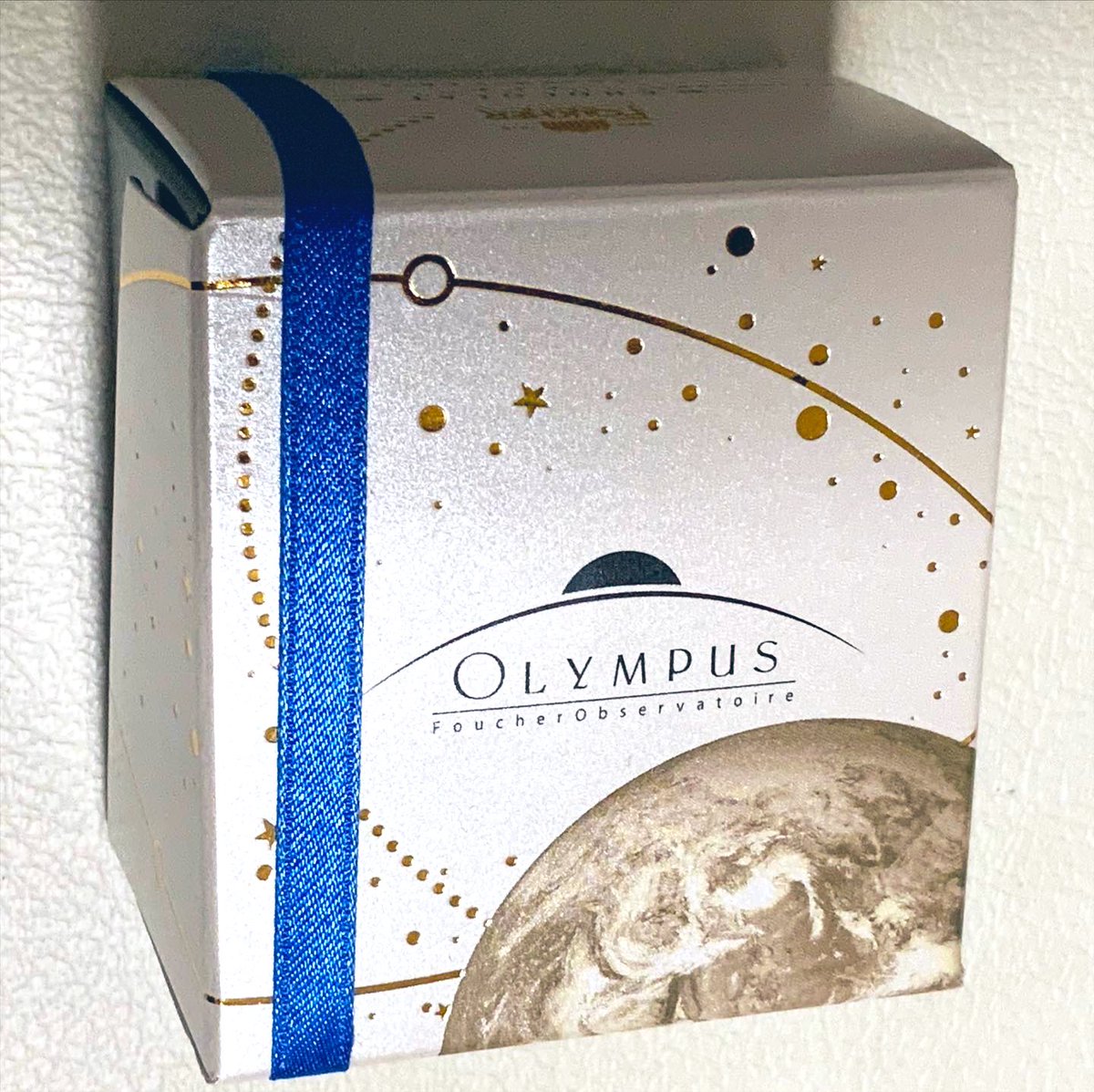 Mbutterfly18's tweet photo. RYOちゃんが地球🌏をくれました🤘
#Oympus
#Earth
#Gaja
#chocolate https://t.co/vtUOq8VAxj