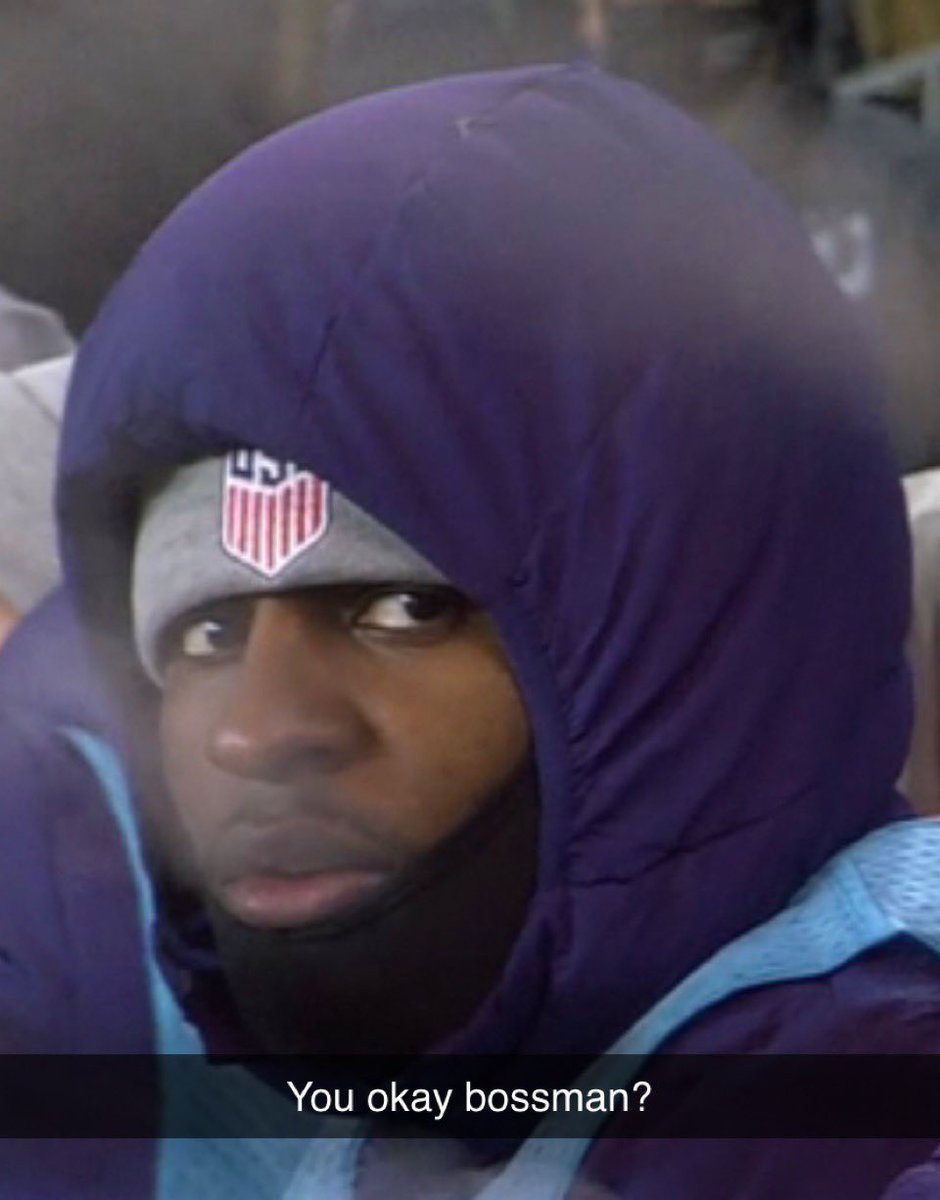 FootballReprt's tweet photo. For those saying that the weather conditions were fine and that the Honduras players are, "Faking hypothermia," here's a picture of our goalkeeper, Matt Turner, on the side lines in a blanket during a stoppage in play. #USMNT #USAvHON #USAvsHON #USAHON #USA https://t.co/rATRoygSUY