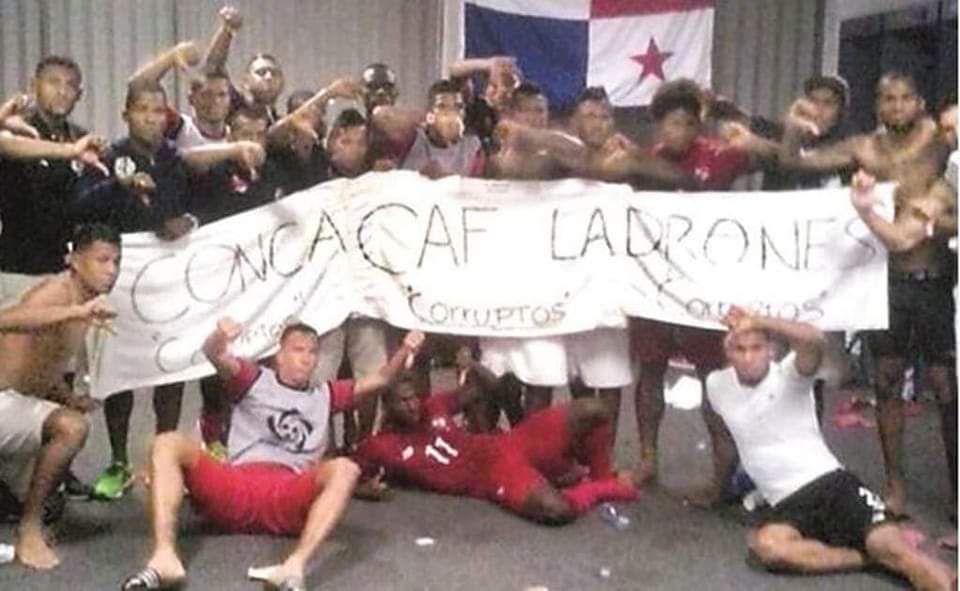Dragon20GT's tweet photo. @Faitelson_ESPN Otra vez el "gigante" de la @Concacaf le ayudan para ganar a Panamá. El negocio antes que el deporte https://t.co/ZF36ba8SG1