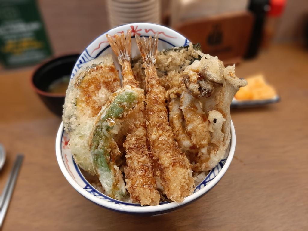 ppase__'s tweet image. 텐동을 먹어봤습니다...맛있더군요 또 먹고싶다