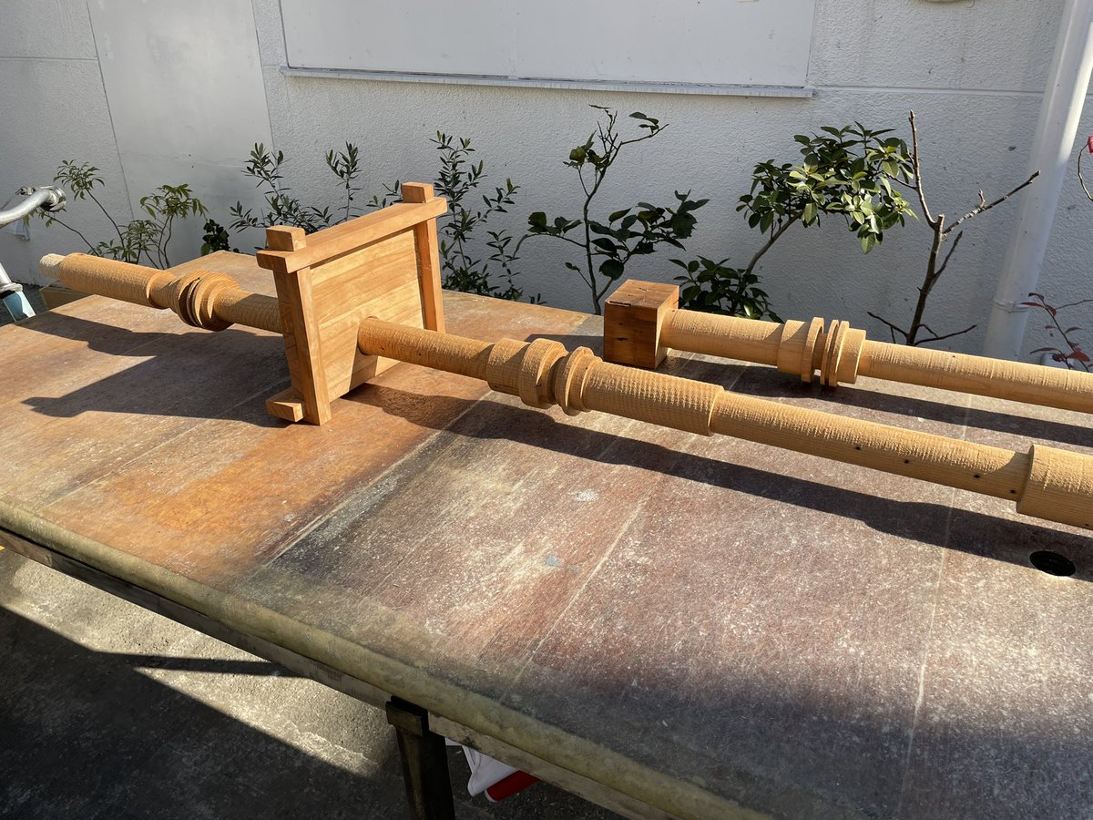 kadowaki_kozo's tweet image. スキーマに届いたスツールと神棚。もちろん元住宅。 #vba2021jp