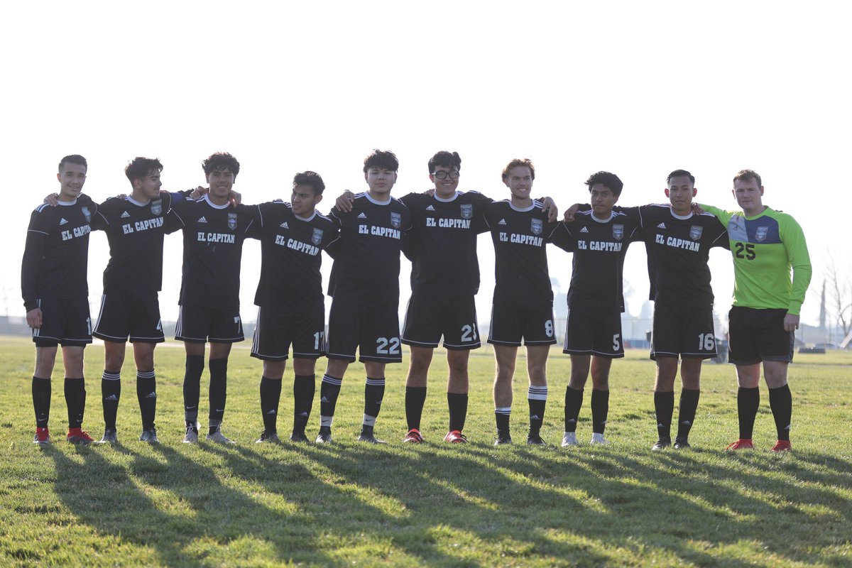 Let’s give it up one more time to our Senior Class of 2022. Proud of you all. 

Thanks to <a href="/TedTorresPhoto/">Ted Torres Photography</a>