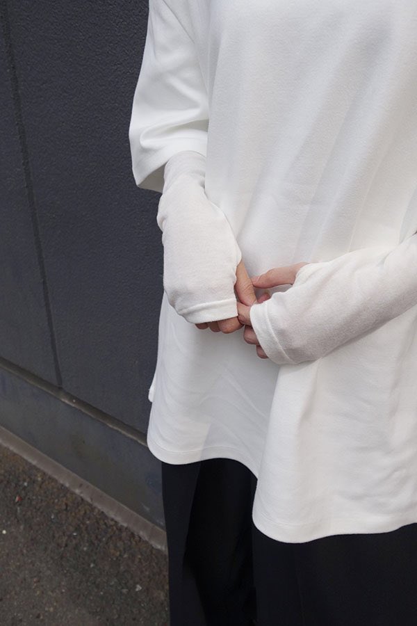 OFFICIALANNAHL's tweet photo. .
NEW ARRIVAL 
2/4 13:00-発売
. 
【 Warmer Turtle Tops 】
BLK, WHT
¥5,280(in tax)
.
.
#annahl https://t.co/HyDmUV8YAj