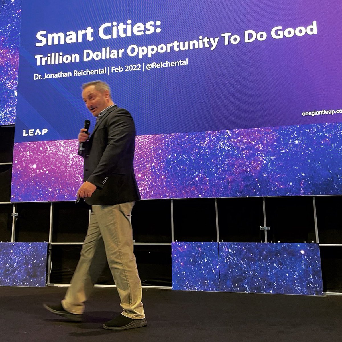 Reichental's tweet image. So honored to make my Saudi Arabian keynote debut. Thank you for the warm and generous welcome. This is a country with an ambitious agenda for a brighter future. 

#leap2022 #LEAP22