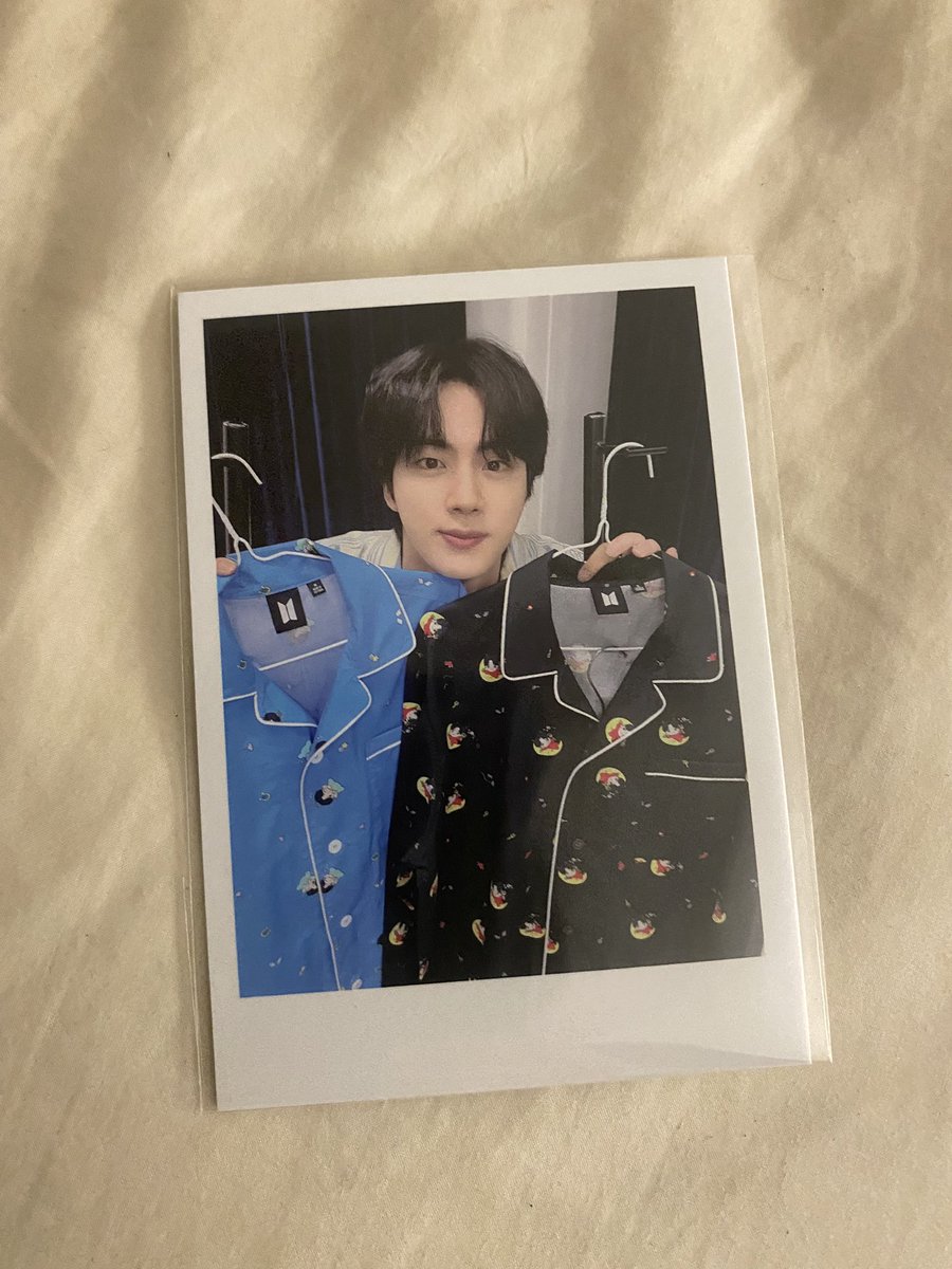 BtJinnie's tweet photo. In love with my good day &amp; bad day pajamas from Seokjin💙 #SEOKJIN #jin #MadeByBTS #jinbts #BTSJIN https://t.co/DWZlnE3PoE