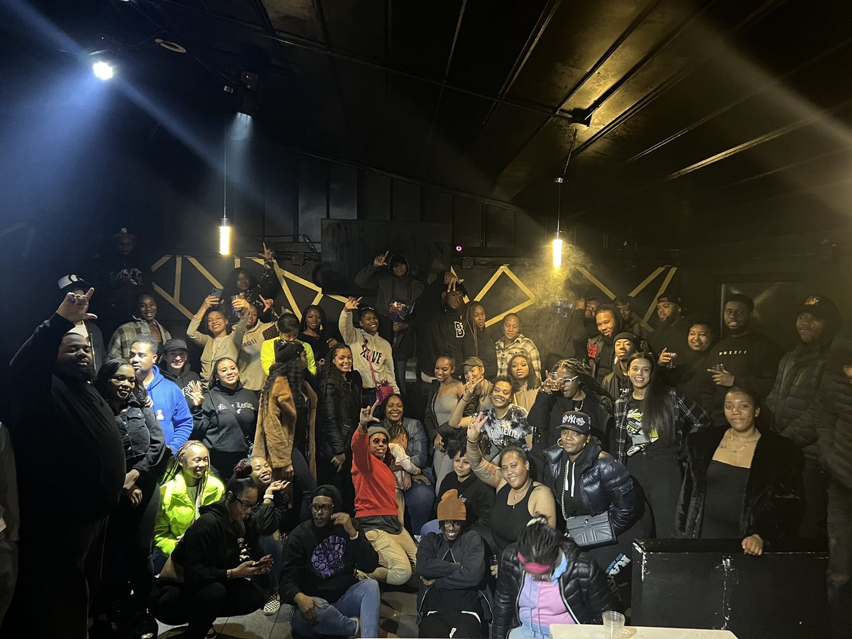 DkDaHuligan's tweet image. My dog lost his life this time 24 hours ago and we all came together to let his mom aunt cousins and grandmother kno he was loved and that now they got some more family to get the love from.. #LLTY #SIP 2.2.22