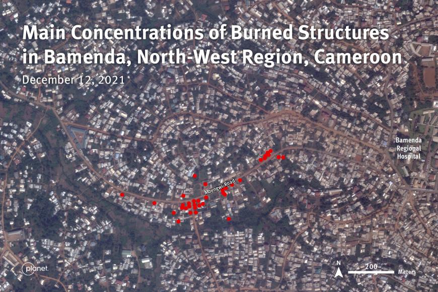 ilariallegro's tweet photo. #Cameroon

Soldiers on rampage in NW Anglophone region. They killed at least 8 ppl+burned dozens of homes+shops during 3 separate military ops in Dec 2021, in Bamenda and Chomba. 

The dead included 3 children, 2 women, an older man.
 
New @hrw release👇
https://t.co/A55oeV0EQC https://t.co/W7BTEUYkdj