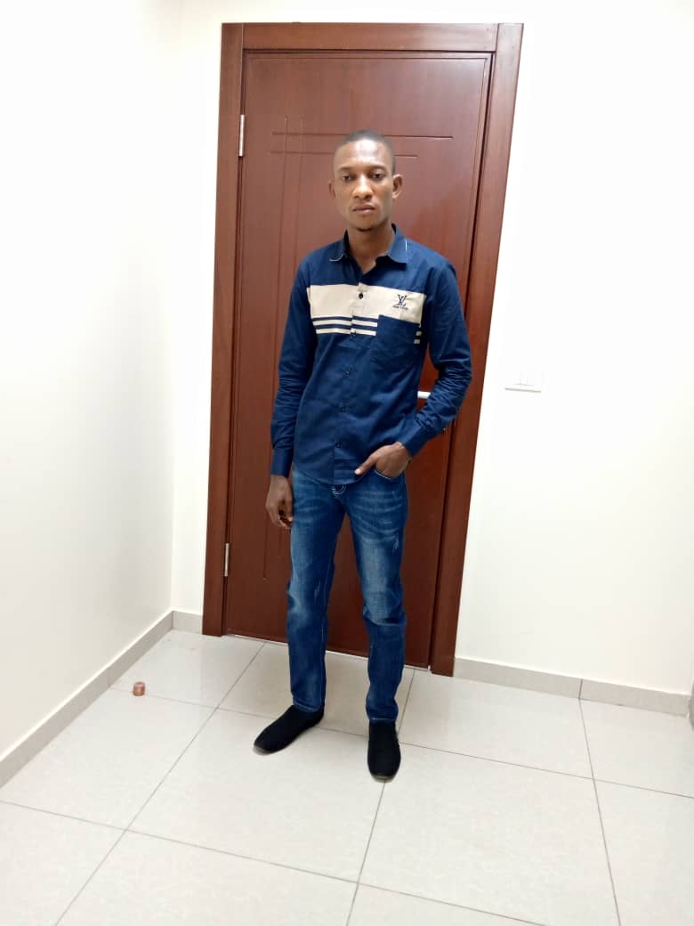 AuguyKambamba's tweet photo. Après le drame sur venu au marché Matadi kibala le 02/02/2022 je suis très touchée par cette tragédie #Auguy kabamba présente condoléances aux familles épreuves https://t.co/W7Nt8mEwXM