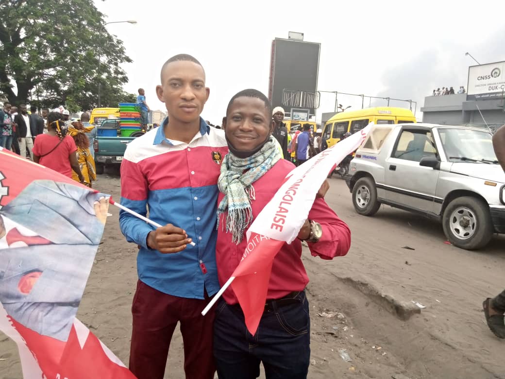 AuguyKambamba's tweet photo. Après le drame sur venu au marché Matadi kibala le 02/02/2022 je suis très touchée par cette tragédie #Auguy kabamba présente condoléances aux familles épreuves https://t.co/W7Nt8mEwXM
