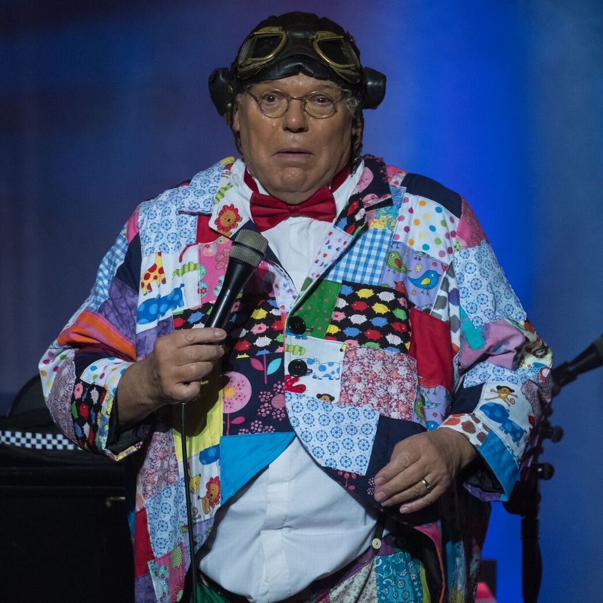 Want to wish Roy Chubby Brown happy birthday. Happy birthday chubbs 
