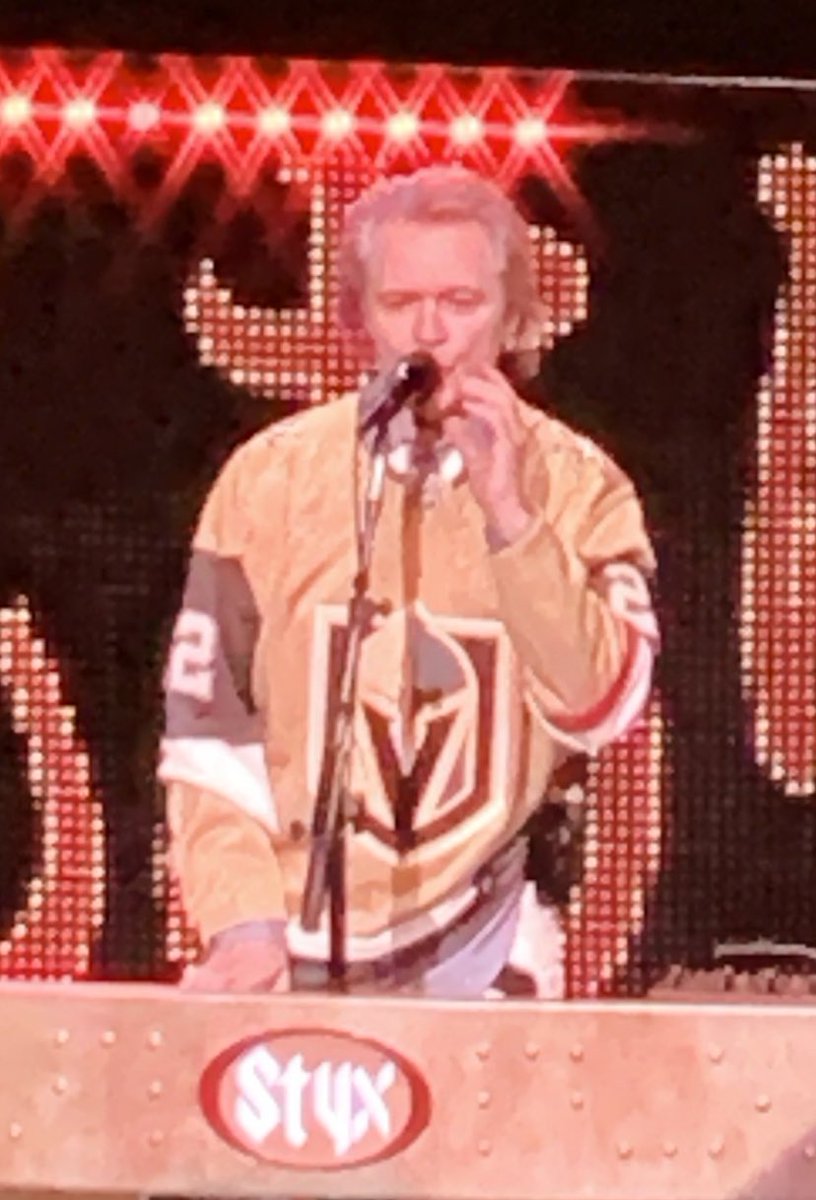 A great night with Lawrence Gowan and  <a href="/STYXtheBand/">Styx</a> Lawrence truly is a Canadian Icon. Sharp sweater Larry! <a href="/GoldenKnights/">Vegas Golden Knights</a>