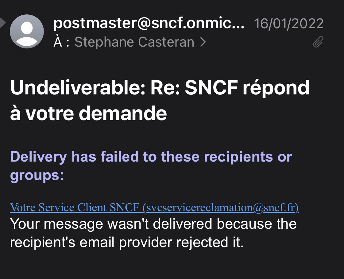 steph_casteran's tweet photo. Et patatras : « vous pouvez nous recontacter directement via ce message en cliquant juste sur la fonction « Répondre ». Pas trop surchargé sous le poids des mails ? 🤔 A vous lire @SNCF @TGVINOUI  #SNCF https://t.co/aTwZdwGUD1