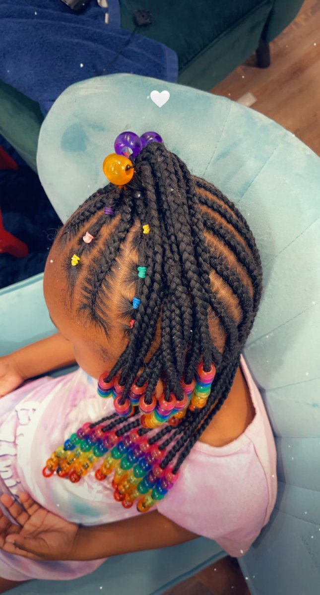 Braids By Me 🦄🔥🌸 #debraider #wilmingtonbraider #stitchbraids #kidsbraids #beadsandballies #halfuphalfdown #dannienichole #alwaysworking 💞