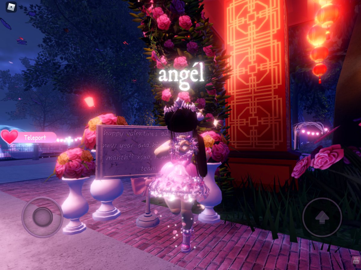 itsjustangell's tweet photo. MASSIVE valentine's update giveaway!

like + rt to be entered, following is optional!

places + prizes;

1st; can choose between the 3 sets
2nd; can choose what set is left
3rd; will get the set that didn't get picked

leftover winners get 1 val accessory each!

#royalehigh #rh https://t.co/zzvIA6xFF5
