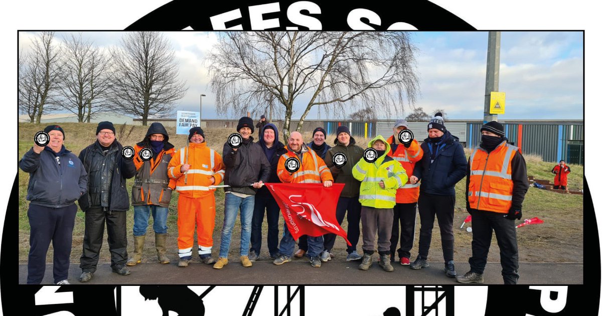 UnitedScaffs's tweet photo. Can you guess what the message is from the lads this morning? #NeverCrossAPicketLine https://t.co/yo0wnfE05I