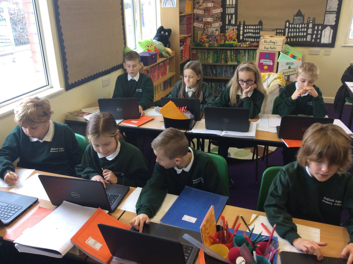 MapleClass_RE's tweet image. Finishing off our research for our non chronological reports... Wait and see the results tomorrow!