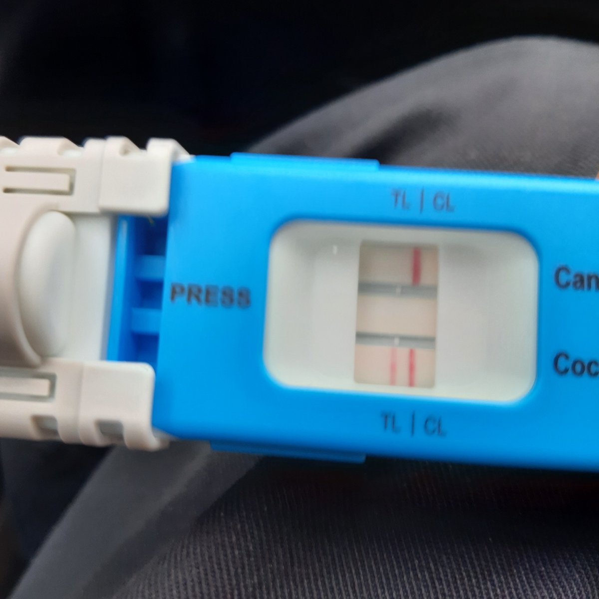 tvprp's tweet photo. Vehicle stopped on Launton Road, Bicester for no MOT and No VEL. Driver has tested positive for cocaine on a Drug wipe and has been arrested. Off to Banbury custody for Station blood procedure. #fatalfour #Oxoncshift #P4245 #P177 https://t.co/pXKoNugHvq