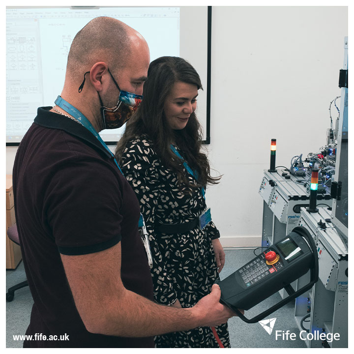 fifecollege's tweet photo. 👍 A fantastic morning welcoming local engineering employers to our Glenrothes campus. 

The event showcased the £800,000 of newly invested equipment for our students within the faculty. https://t.co/u9vVNH6BUe