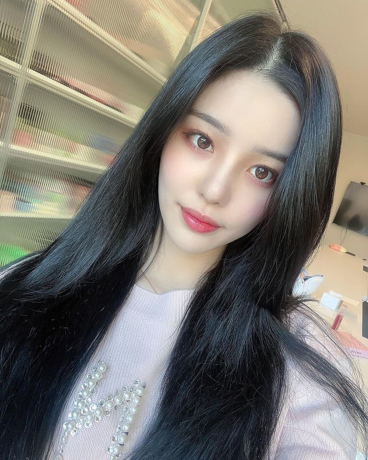 goyuarchives's tweet photo. [ ✨ ] — #GoYujin #KoYujin #고유진 https://t.co/CZ5OCjB1E1