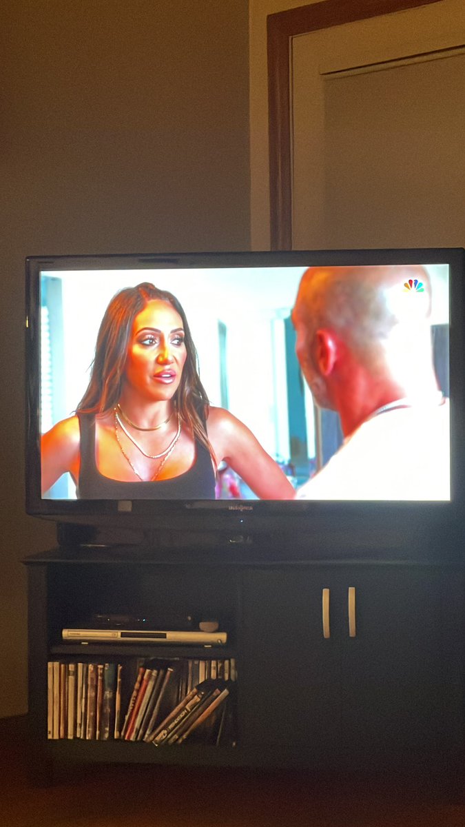 _LMDEE's tweet photo. What do you do when you can’t sleep at 5:30 AM. Watch #RHONJ of course! 😅 https://t.co/QeOMFztByl