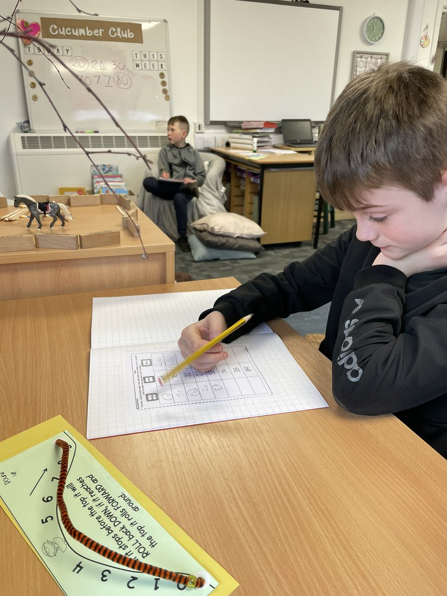 BoghallPSch's tweet photo. Today our Mathletes ๐ used their rounding rollercoasters to help them with rounding to the nearest 10 & 100 - some of us even went on a positive visit for having a fantastic mindset! @WLmaths @MathsScot #GrowthMindset #CPAmaths https://t.co/74zR1iCI2t