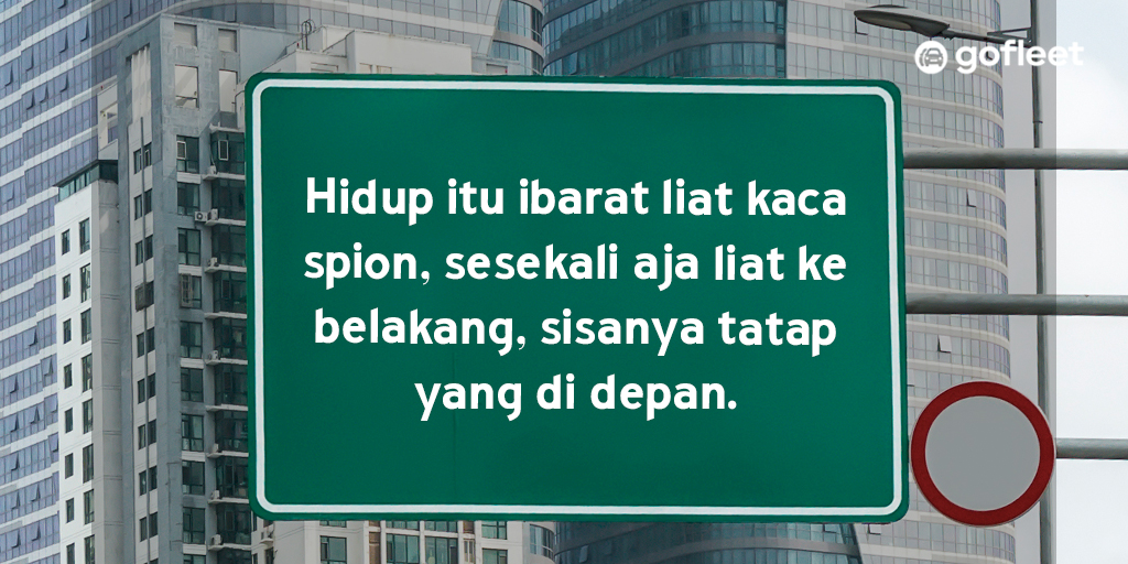 Gofleetid's tweet photo. Liat ke belakangnya jangan kelamaan ya! Tetap fokus berkendara dan disiplin berlalulintas. #KitaGaskeun #MitraGoCar #GoCarJakarta #Spionmobil https://t.co/oSbWj0y3jw