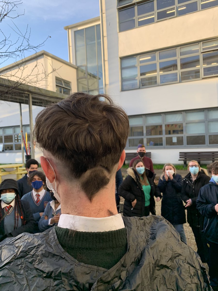 cpsetanta's tweet photo. Mr Shortall, Mr Ludden &amp; Mr Brazil allowed TYs to go rogue with their hair this morning! They raised over 400€ for their YSI charity! Thank you to our 3 brilliant participants 💇‍♂️ @IrishNeonatal @YSInow https://t.co/14k1i9LUKq