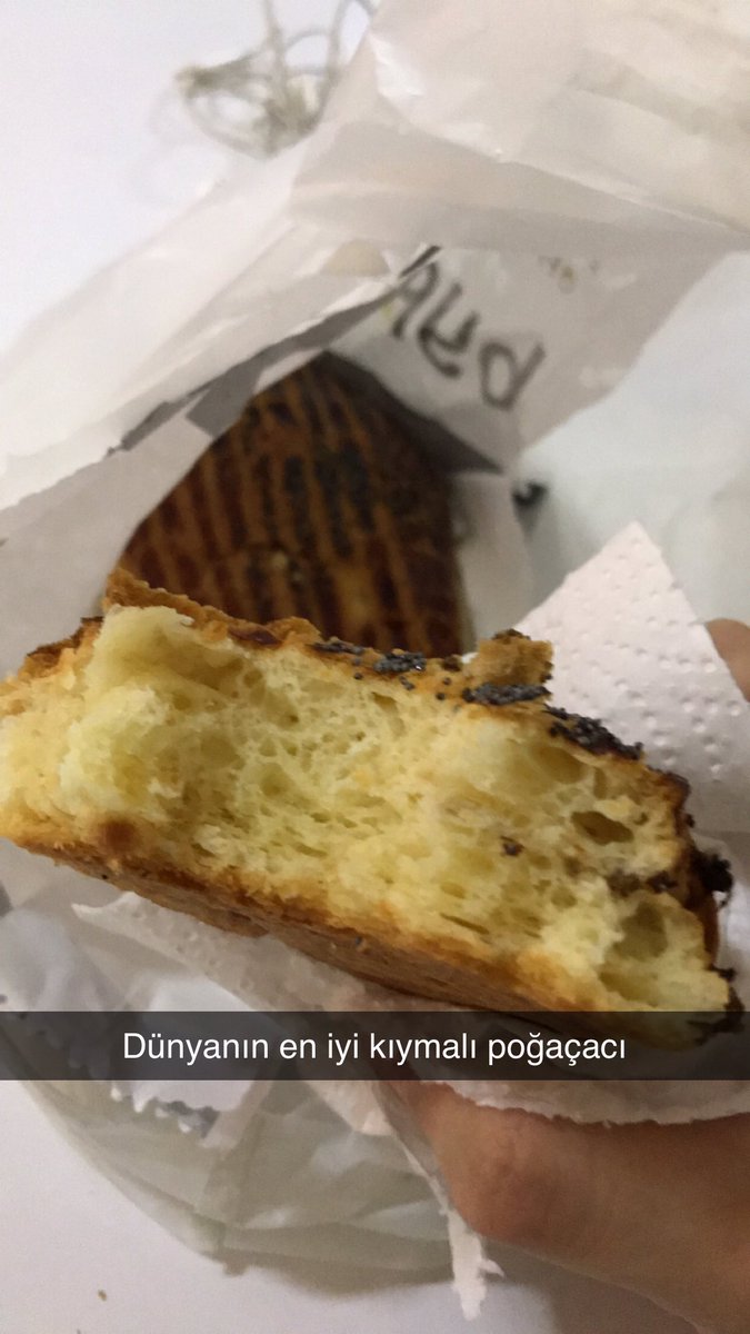 Görk (@opalline_) on Twitter photo 