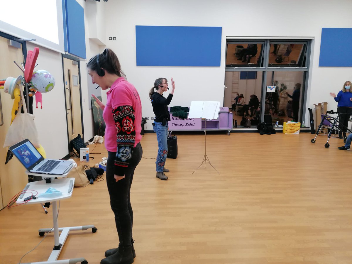 includetweets's tweet photo. So fab to be back face to face (and still connecting to those online). Susi and I look like the Include Choir version of a 'PushMe-PullYou' (for Dr Doolittle fans)  😆 #Inclusion #WeTalkMakaton #GivingVoice #InclusiveCommunication #DualDelivery #thursdayvibes #Redhill #Zoom https://t.co/PEogLbAKtM