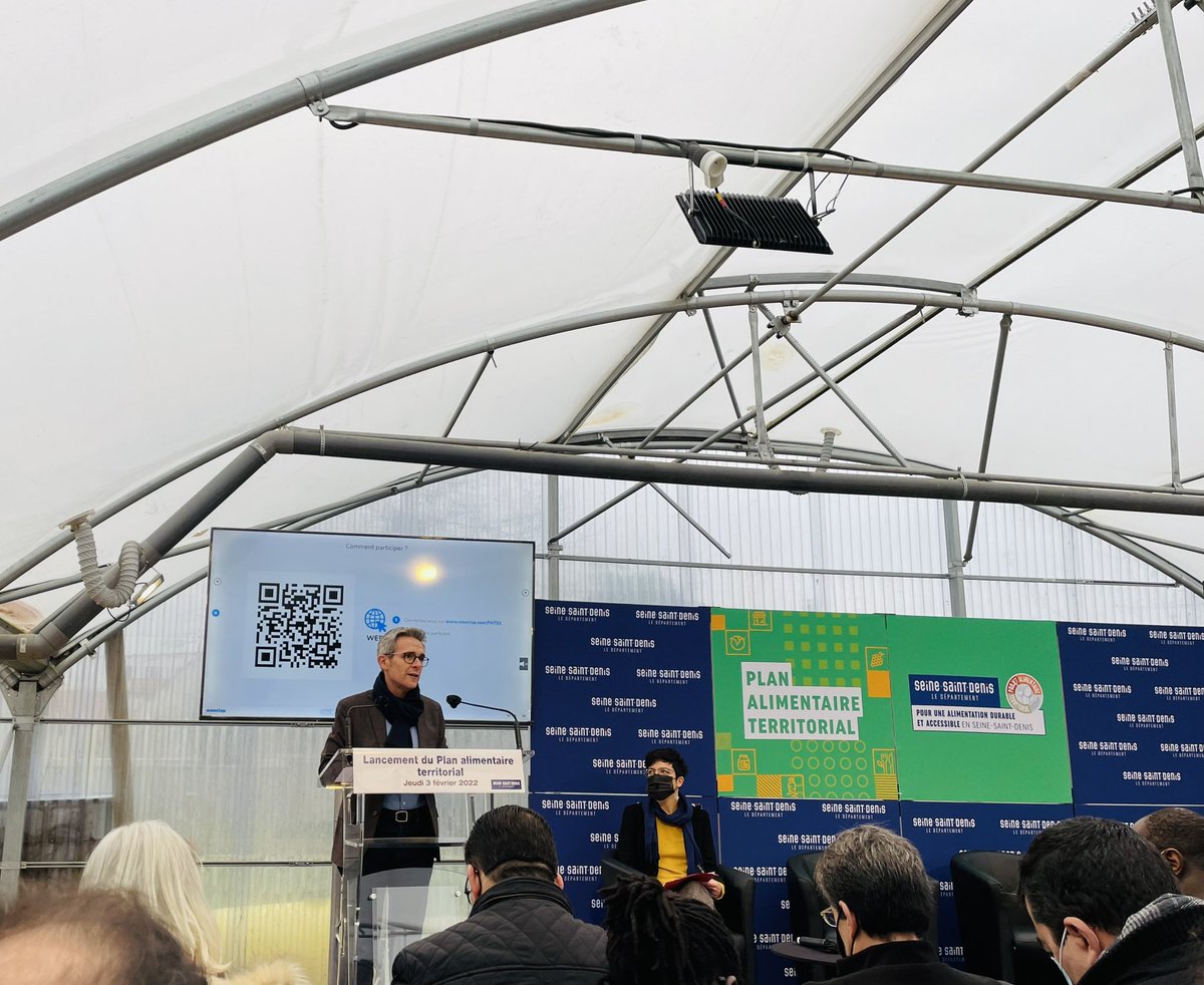 Lancement du #PAT de <a href="/seinesaintdenis/">Département de Seine-Saint-Denis</a> à la Ferme dès Possibles de Stains par <a href="/StephanTroussel/">Stéphane Troussel</a> suivez le live!  lemag.seinesaintdenis.fr/Lancement-du-p…