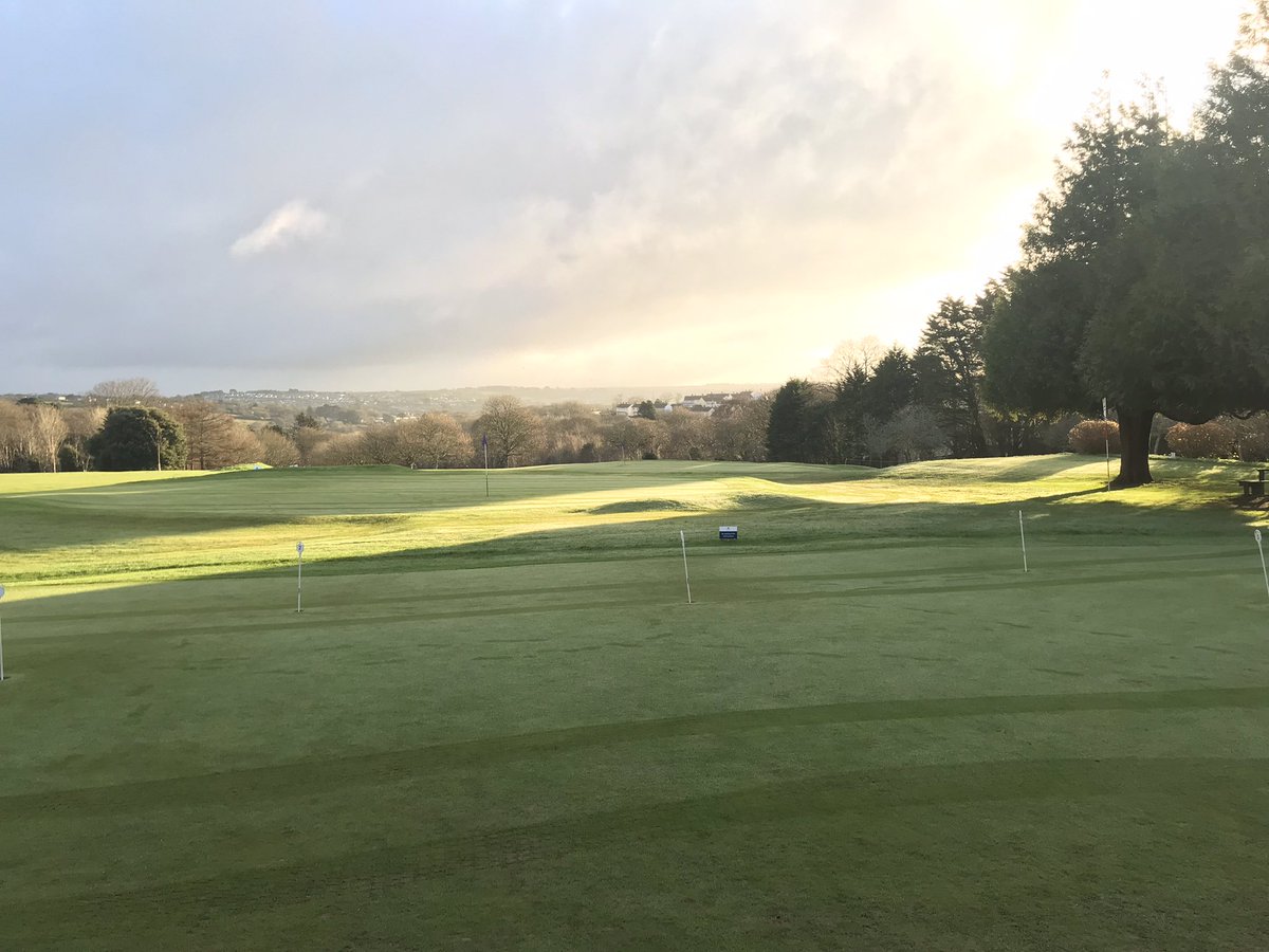 TruroGolfClub's tweet photo. A beautiful February day (don’t say that often!). Truro Golf Club is in great condition &amp; membership opportunities are available. Subscription year starts 1st April with a rate of £668 all in. No joining fee or waiting list.  Contact office@trurogolfclub.co.uk for full details. https://t.co/4FI8h2vDd6