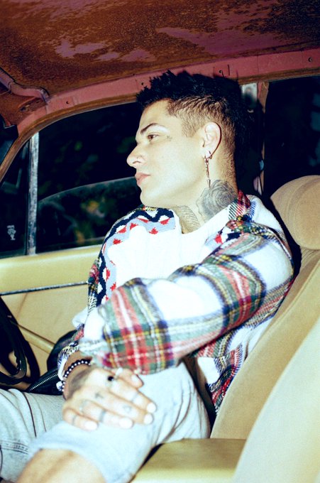 Siri. Play, Doris Day- Perhaps, Perhaps. https://t.co/F0a8D8apkK