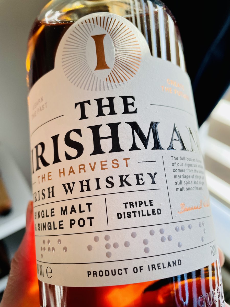 🥃😍 Gorgeous presentation of The Irishman rebrand from <a href="/WalshWhiskey/">Walsh Whiskey</a> Stunning new bespoke bottle design introduced across the range, including braille labelling. More details in the app: link.irishwhiskeyapp.com/kq3p2TYhehVgVW…